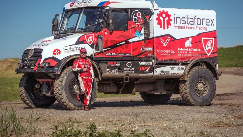 Tým Aleše Lopraise - kamion na Rallye Dakar