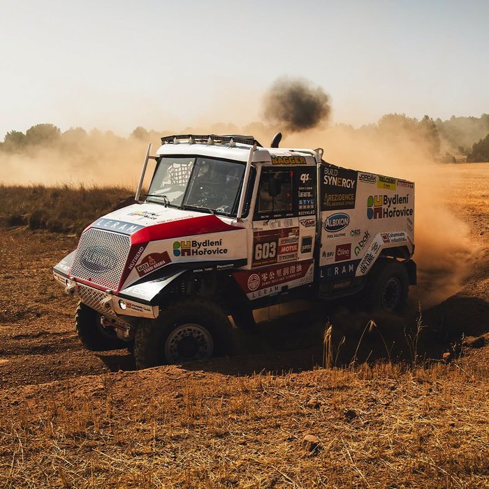 Závodní kamion na Rallye Dakar